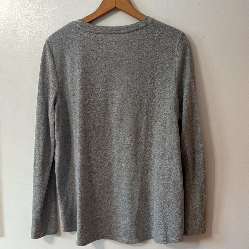 AE Knit Top - Picture 4 of 4